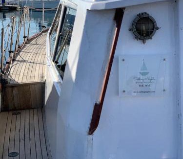 Alghero Boat Rental | Sailing Nights Boat&breakfast