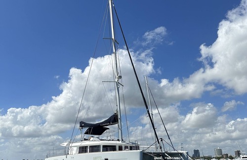 Coconut Grove Boat Rental | Sailing Onboard Catamaran Lagoon 450 Miami & Key Biscayne