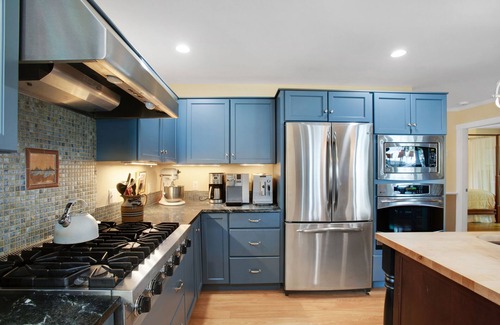 Tenants Harbor House | Sailor's Valentine: Bayfront Home on Private Beach and Hot Tub!