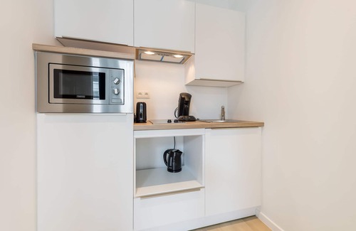 Saint-Laurent Apartment | Saint-Adalbert