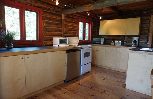 Mauricie Ski Chalet | Saint Alexis Des Monts: Chalet - Saint-Alexis-des-Monts