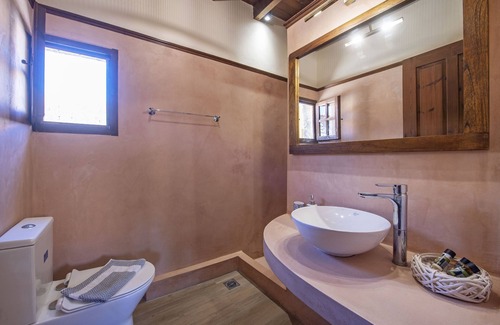 Rhodes Old Town House | Saint Artemios Hotel and Oriental Suites