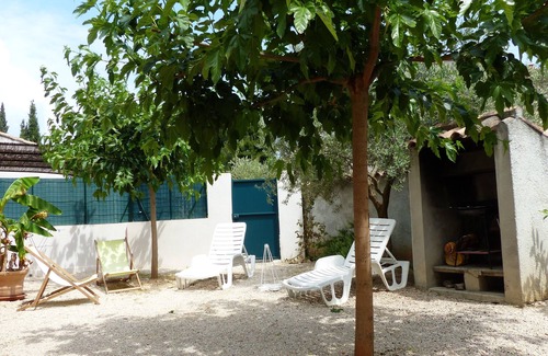 Les Lecques Apartment | SAINT-CYR-SUR-MER/LES LECQUES (250m beach) - T2 for 4 people