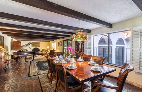 Deer Park Apartment | Saint Helena Wine Villa | Luxury Stay & Vineyard