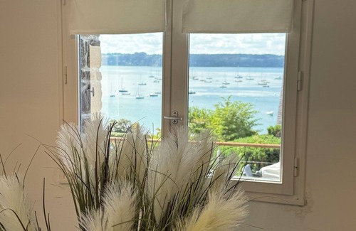 Saint-Suliac House | Saint-Malo, Brittany, France the marine villa in Saint-Suliac