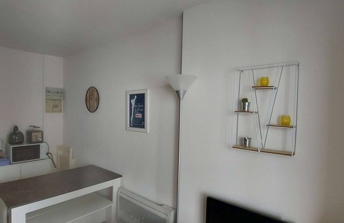 Saint-Marc-sur-Mer Apartment | Saint Marc SUR MER - Studio Cabine Pour 4 Personnes à 50m de la Plage