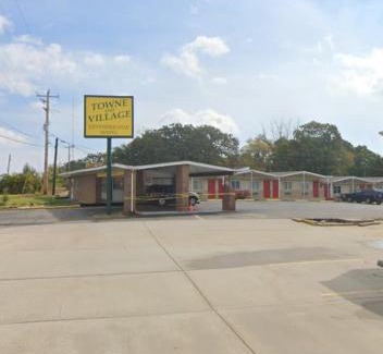 St. Robert Hotel | Saint Roberts Town and Village Motel