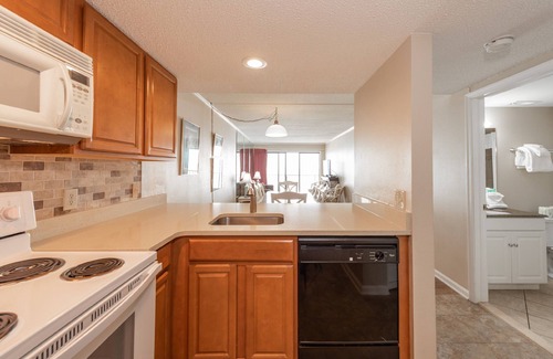 Midtown Ocean City Apartment | Saint Tropez