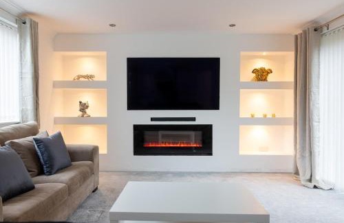 Leicester House | Saintbury House