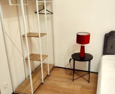Republique Apartment | Sainte Cécile 1- Appartement spacieux et lumineux