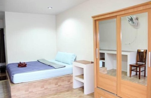 Koh Tao House | Sairee Center Guesthouse