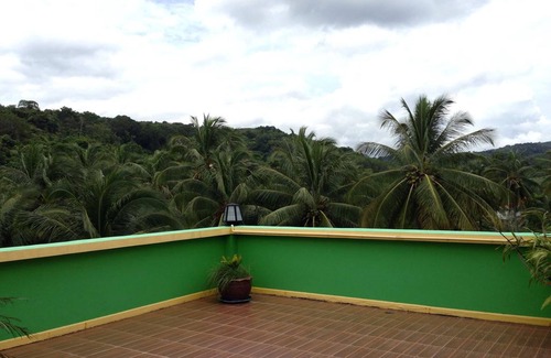 Nong Thale Hotel | Sairougn Seaview Hotel