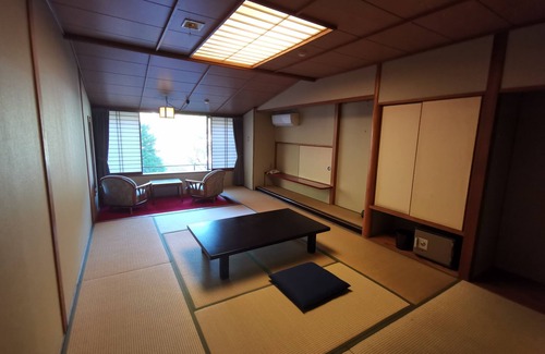 Kawaji House | Sakahijiri Hotel in Nikko