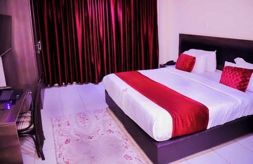 Eastleigh Hotel | Sakina Hotel & Restaurant