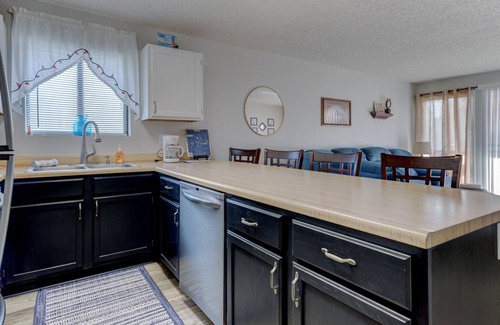 Village of Four Seasons Condo | SALE!-2bd/2bth,waterfront,amazing pool on point,hot tub,gated community