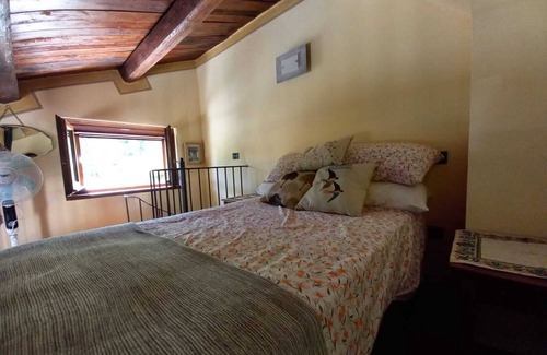 Montelirossi Apartment | Sale! Beautiful 2-Bed Apartment with Pool Access
