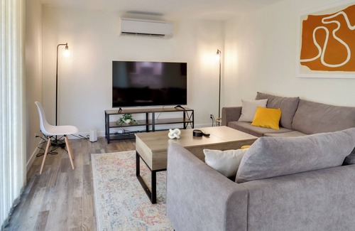 West Salem House | Salem Vacation Rental Near Parks & Vineyards