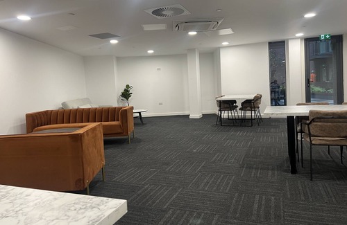 Castlefield Apartment | Salford Manchester a minute away from Salford University,8minutes away from