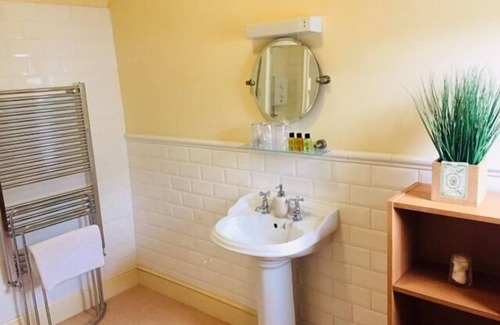 Keswick Bed & Breakfast | Salisbury Guest House