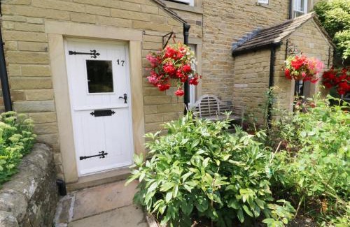 Carleton House | Sally's Cottage