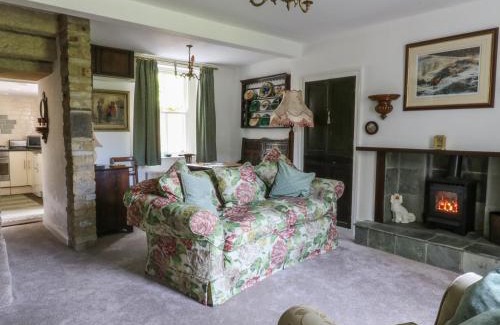 Carleton House | Sally's Cottage