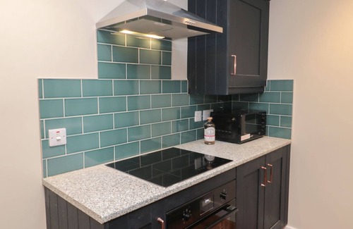 Norham Cottage | SALMON COTTAGE, pet friendly, character holiday cottage in Norham