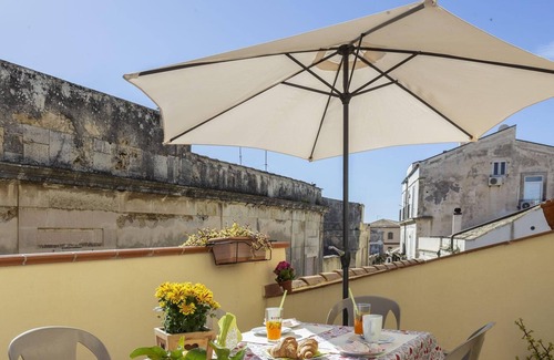 Ortigia Apartment | Salomone Apartment 15 With Terrace by Wonderful Italy