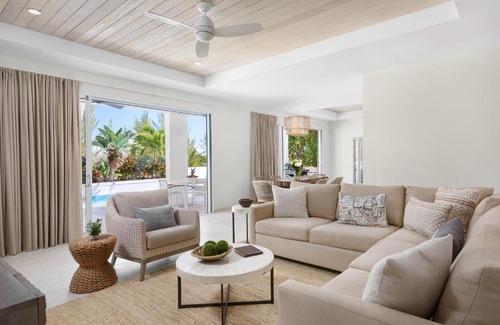 Leeward Settlement Villa | Salt Air and Second Wind