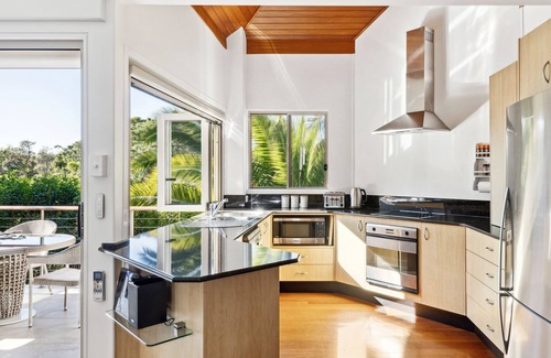 Angourie Apartment | Salt Air Angourie - Ocean Views