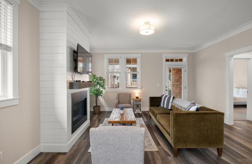 Pacific Beach House | Salt and Vine Cottage by Seabrook Hospitality