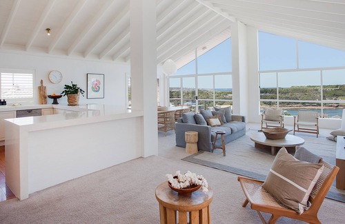 Malabar House | Salt at Malabar (ISYD) - 4 bedroom beach house with stunning ocean views