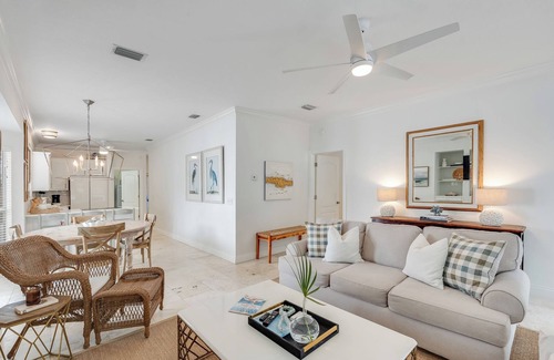 White's Gulfview House | Salt House - Golf Cart- 4 Bikes-