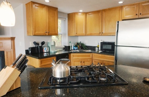 Lower Avenues Apartment | Salt Lake City Stay – Comfy 1BR Near It All