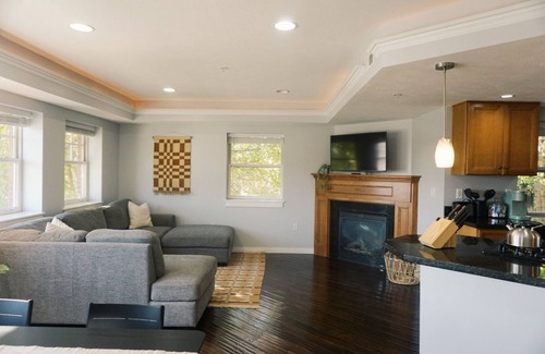 Lower Avenues Apartment | Salt Lake City Stay – Comfy 1BR Near It All