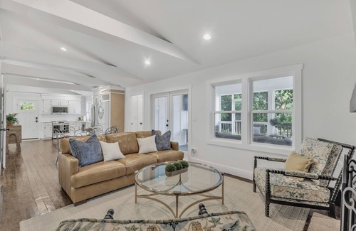 Olde Town House | Salt Marsh Retreat - 4 Bedrooms 3 Bathrooms - Marsh Views