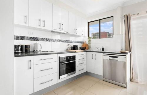 Forster Apartment | Salt & Sand - Walk to Forster Main Beach