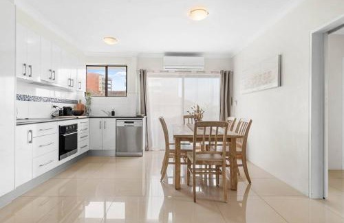 Forster Apartment | Salt & Sand - Walk to Forster Main Beach