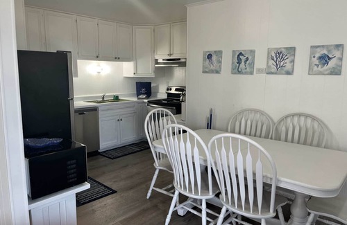 Kitty Hawk House | Saltaire Cottages14: Just Renovated! 4BR Private Beach Access Ocean View Pool!