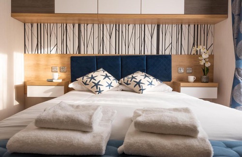 Wells-next-the-Sea Resort | Saltmarsh Lodge