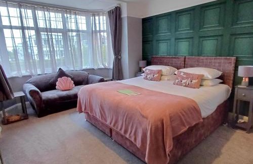 Wells-next-the-Sea Bed & Breakfast | Saltmarsh Rooms at Armeria in Wells next the Sea