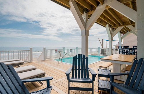 Long Beach House | Saltwater Blessing by Oak Island Accommodations