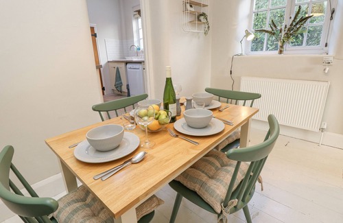 Bonchurch Cottage | Saltwater Cottage