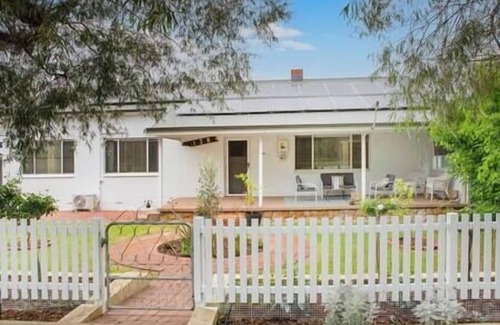 Busselton House | Saltwater Escape -300m to beach