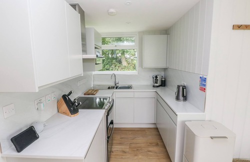 Haverfordwest Cottage | SALTWATER, family friendly in Roch