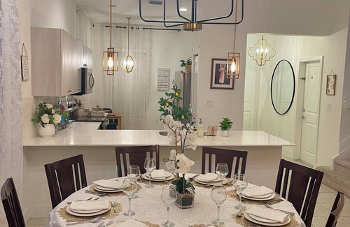 Immokalee House | Saltwater Heated Pool Lakeview House Perfect for Family Getaway & Group Retreat
