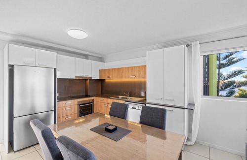 Birtinya Apartment | Saltwater on the Peninsula