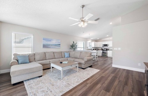 Sabal Harbour House | Saltwater Pool & Spa at Home in Bradenton