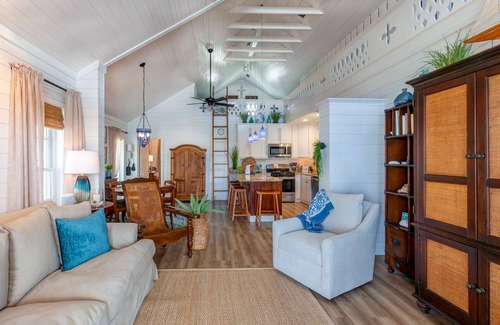 Hope Town Villa | Saltwater Sanctuary-Secret garden in a tropical paradise