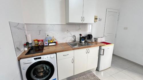 Alcala Apartment | Salty Breeze Apartment in center of Alcalá