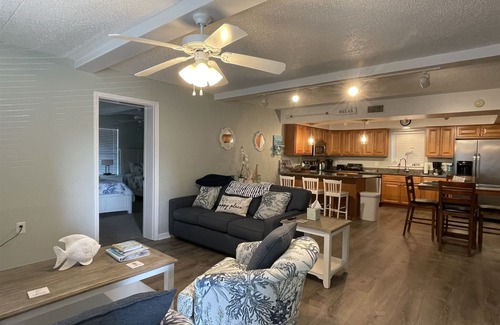 Hatteras Condo | Salty Dog 2 Bedroom Villa by RedAwning
